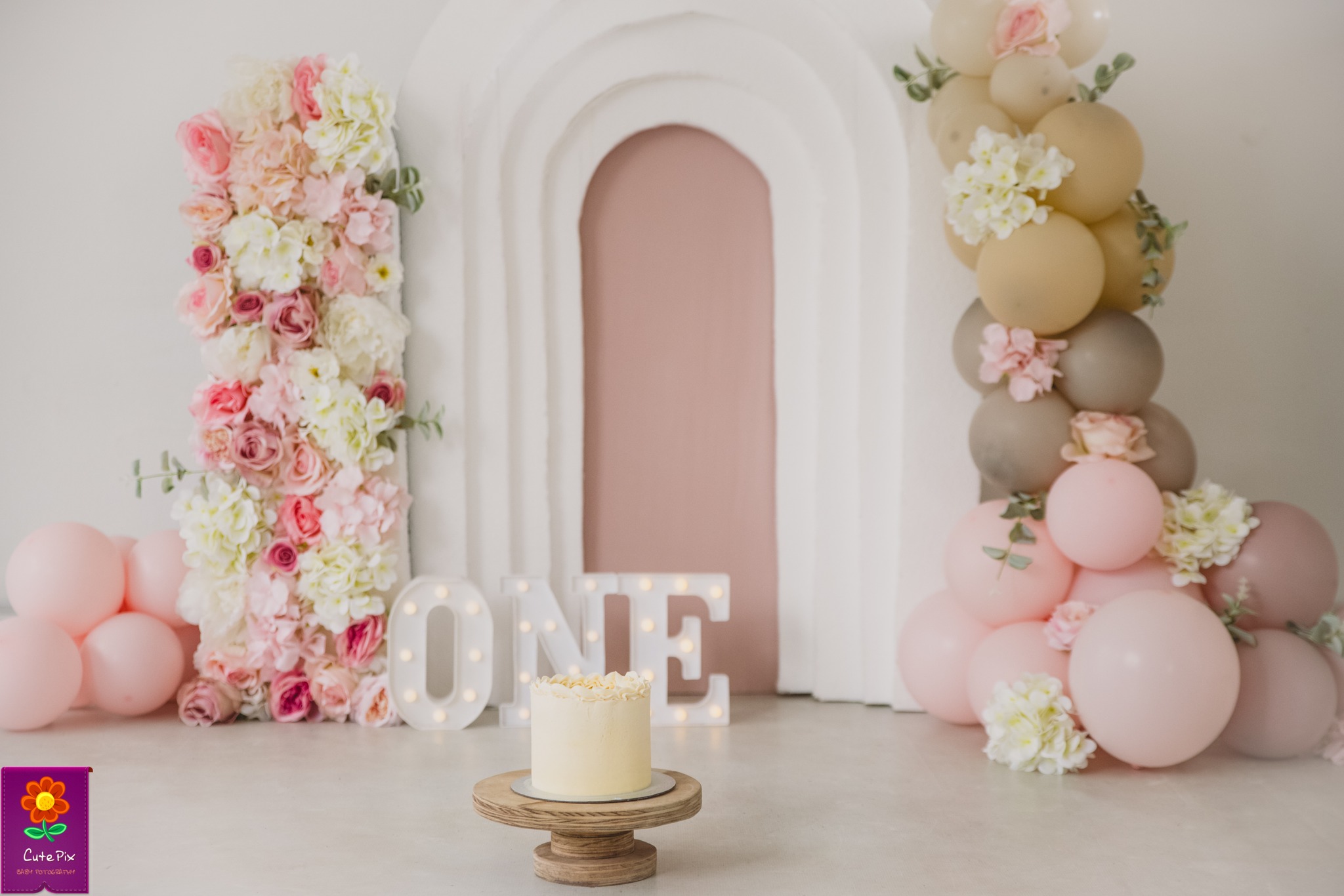 Cakesmash with Parent/sibling photos - Image 65