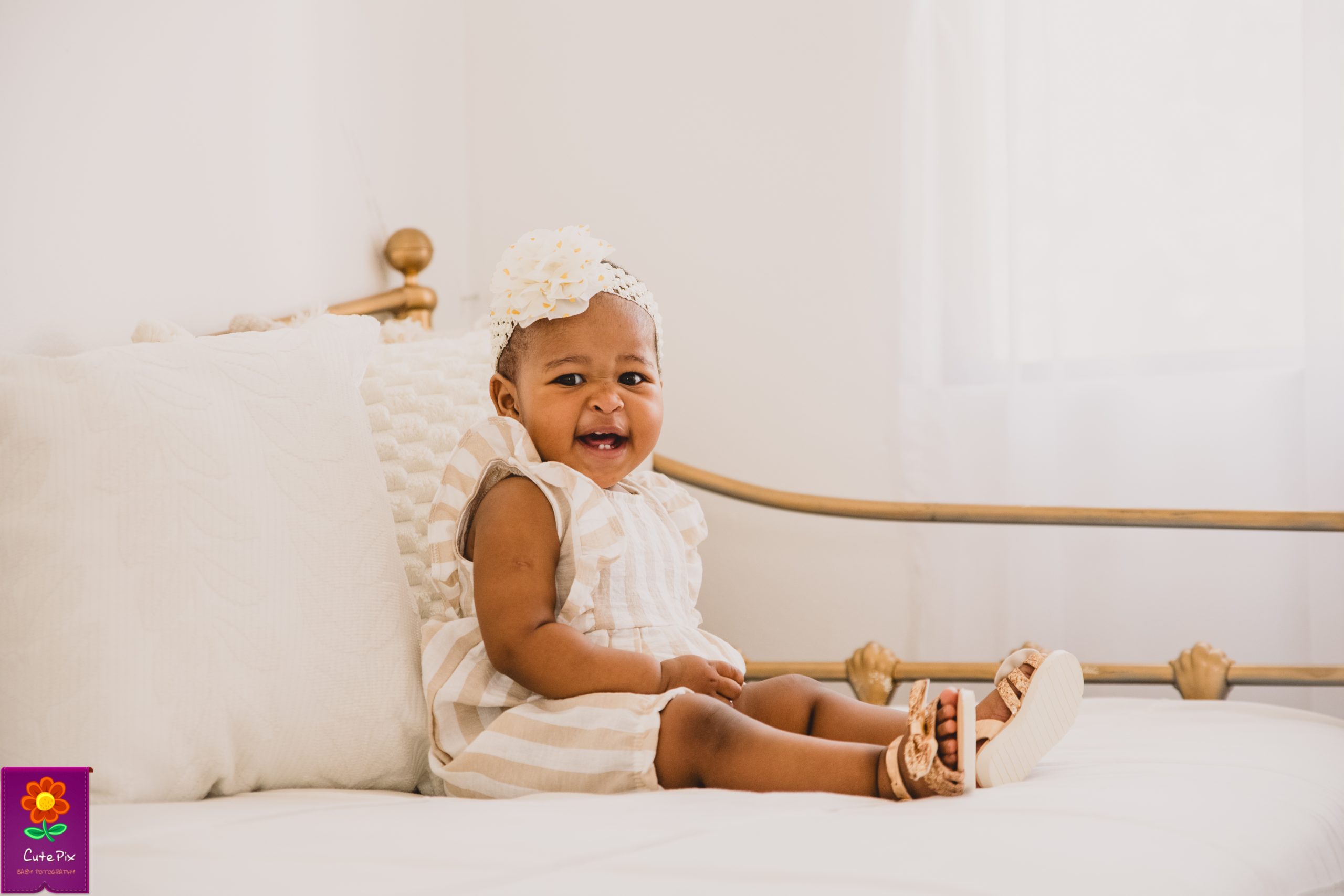 Natural First Birthday session (Studio Portriat)